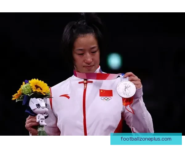 突破极限与坚持梦想：运动员背后的成长故事全揭秘